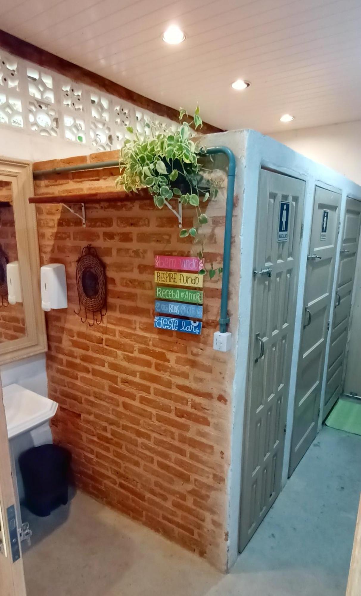Pousada Hostel Legatum - Proximo A Br 101 E Boulevard Shopping Кампус-дус-Гойтаказис Экстерьер фото